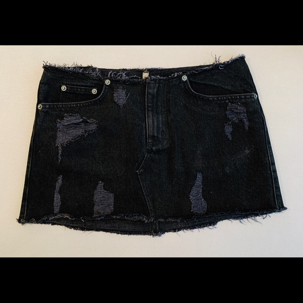 BNWT LF Carmar Black Denim Mini Skirt